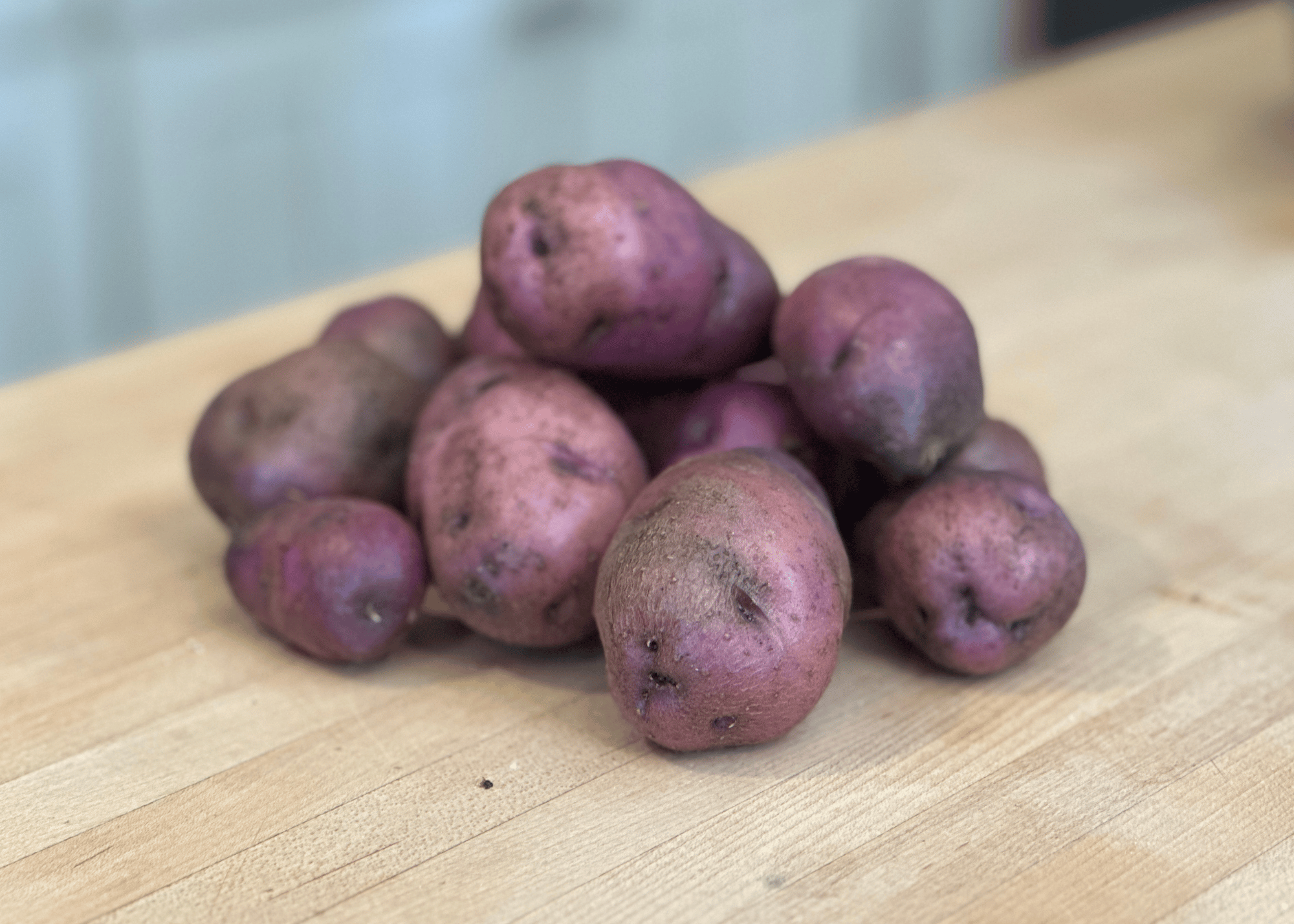 Purple potatoes: varieties, growing & use - Plantura